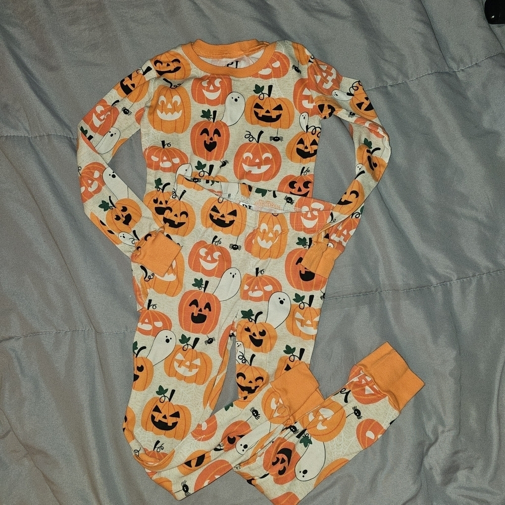 Place Orange Pumpkin and Ghost Kids Footie Pajamas Unisex